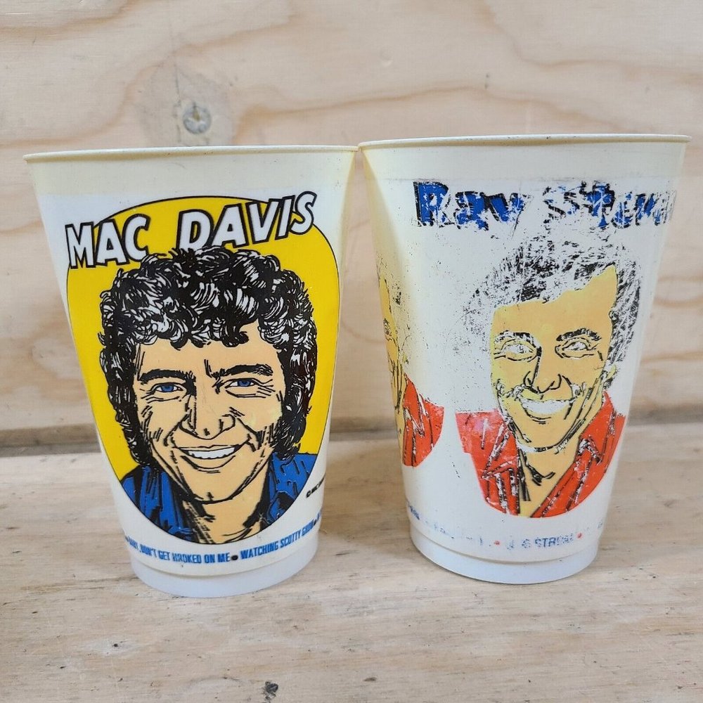Vintage 1976 7-Eleven 7-11 SLURPEE Cup Mac Davis Ray Stevens Rock Music